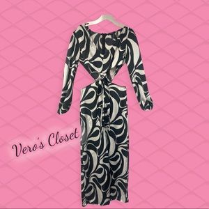 Forever 21 Open Sided Maxi Dress (Medium)